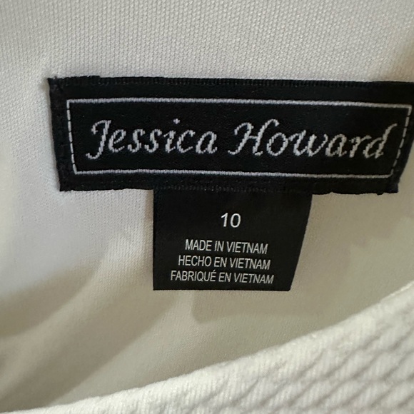 Beautiful A- line dress - Picture 4 of 9